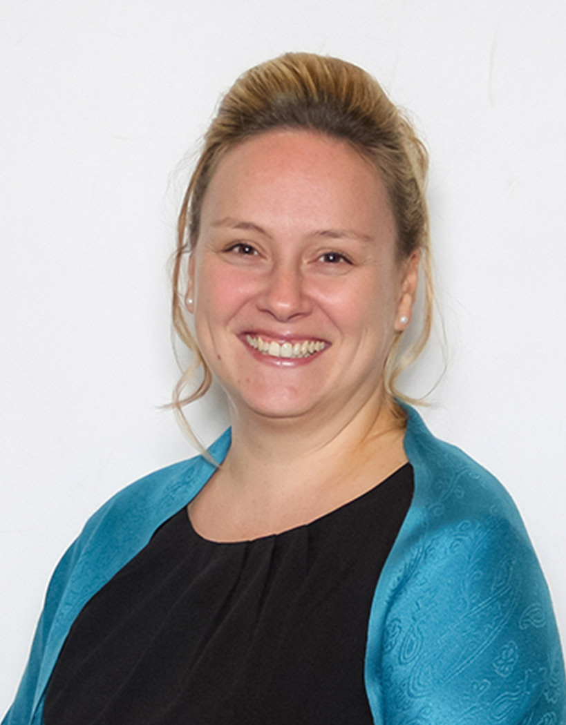 Porträt von Monika Eder